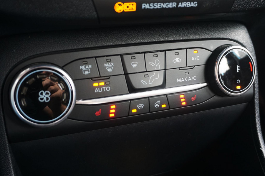 Ford Fiesta 1.0 EcoB 125PK Hybrid ST-Line/Facelift/Camera/ 17Inch/Dealeronderhouden.