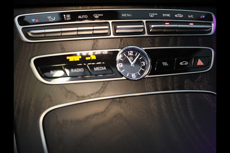Mercedes-Benz E-Klasse 200 AMG Line / Aut / Leder / Burmester / Memory / Elek Stoelen / Dig Cockpit / Open Pano / 21 Inch
