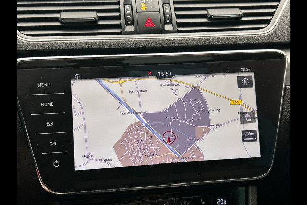 Škoda Superb Combi 1.4 TSI ACT Style Business | Automaat | Carplay | Trekhaak | Leder | Camera | Navigatie |