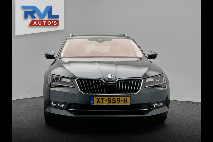 Škoda Superb Combi 1.4 TSI ACT Style Business | Automaat | Carplay | Trekhaak | Leder | Camera | Navigatie |