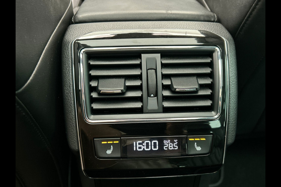 Škoda Superb Combi 1.4 TSI ACT Style Business | Automaat | Carplay | Trekhaak | Leder | Camera | Navigatie |