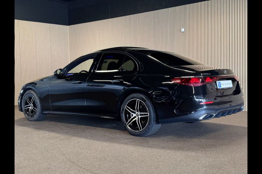 Mercedes-Benz E-Klasse 220D AMG STYLING-PANORAMADAK-NIGHT PAKKET-DISTRONIC-DODEHOEK-COMPLEET