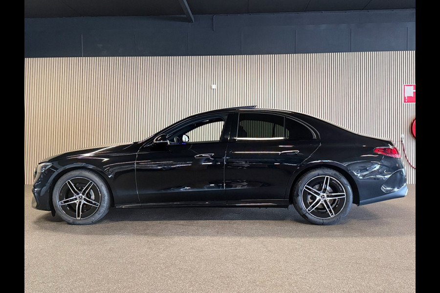 Mercedes-Benz E-Klasse 220D AMG STYLING-PANORAMADAK-NIGHT PAKKET-DISTRONIC-DODEHOEK-COMPLEET