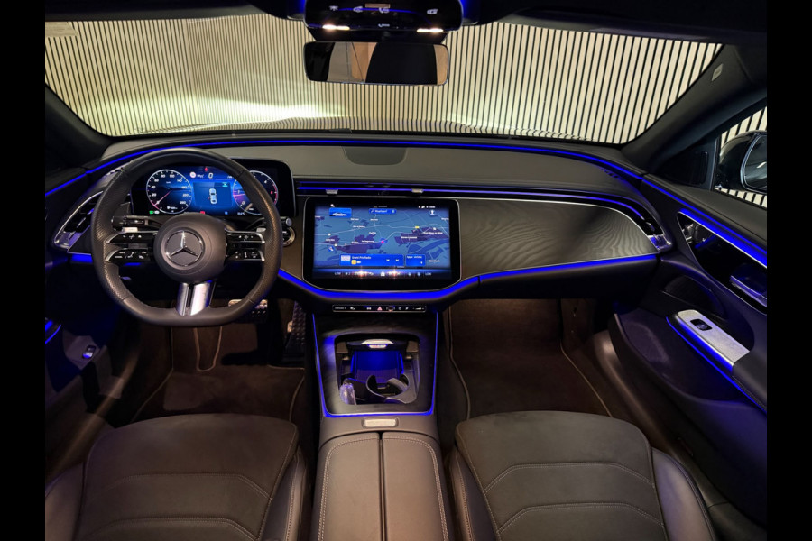 Mercedes-Benz E-Klasse 220D AMG STYLING-PANORAMADAK-NIGHT PAKKET-DISTRONIC-DODEHOEK-COMPLEET