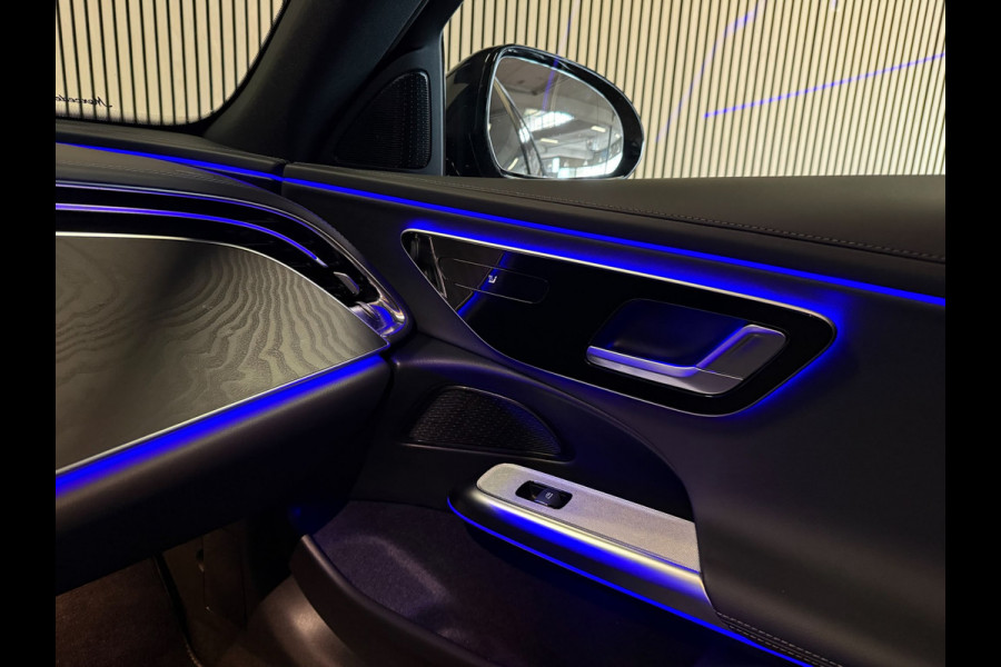 Mercedes-Benz E-Klasse 220D AMG STYLING-PANORAMADAK-NIGHT PAKKET-DISTRONIC-DODEHOEK-COMPLEET