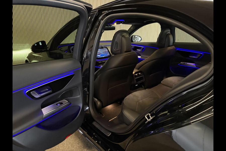 Mercedes-Benz E-Klasse 220D AMG STYLING-PANORAMADAK-NIGHT PAKKET-DISTRONIC-DODEHOEK-COMPLEET