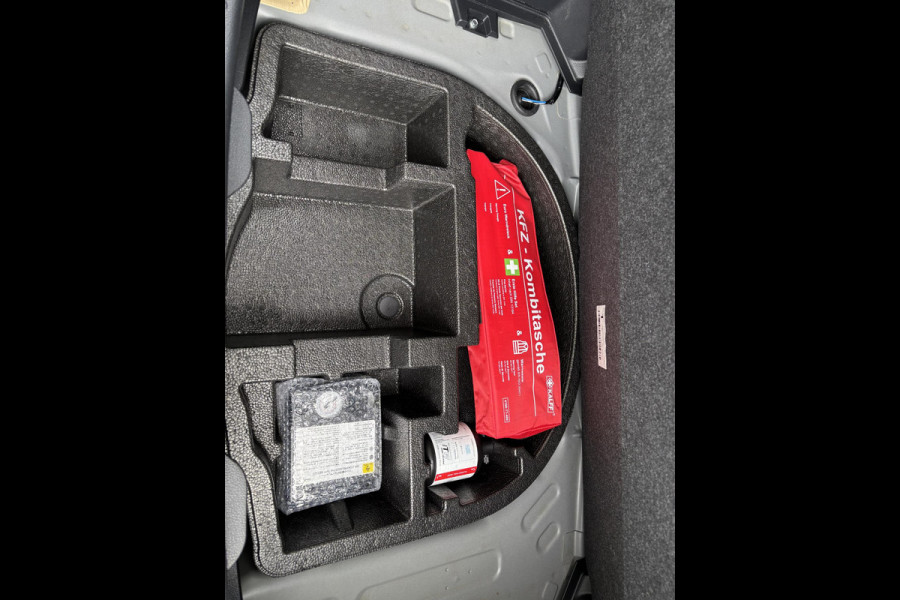 Mazda 2 Hybrid 1.5 Homura | Achteruitrij camera | Apple/Android carplay |