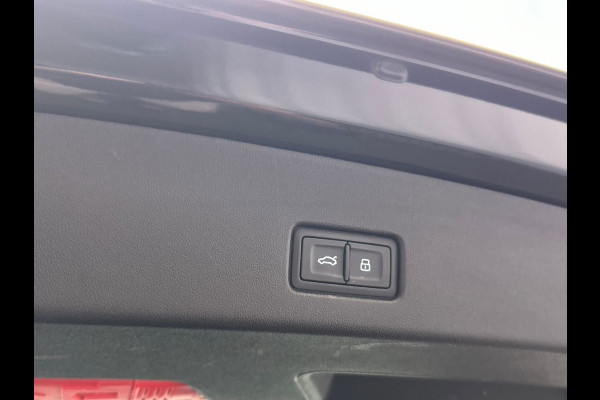Audi Q4 e-tron 50 quattro Advanced edition 77 kWh | Trekhaak | Head-Up | 93,77 % SOH| Stoelverwarming | Adaptieve Cruise/Control |