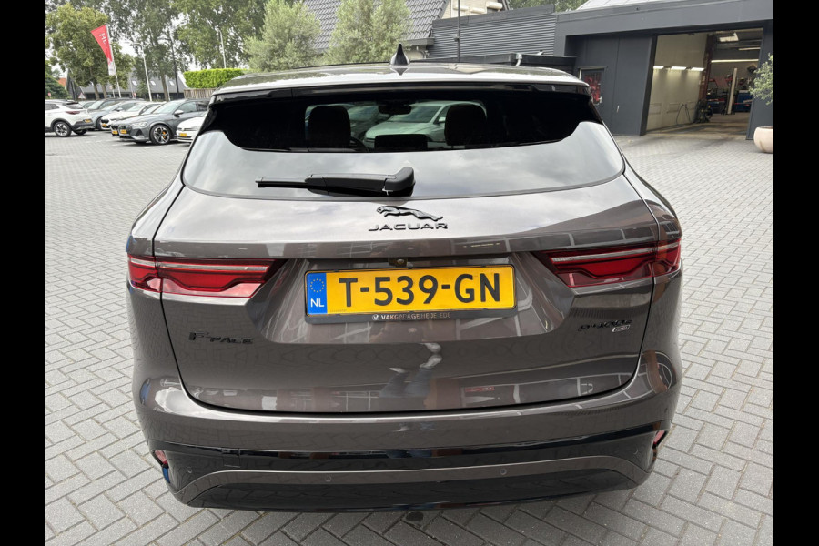 Jaguar F-Pace 2.0 P400e PHEV SE R-Dynamic | Panoramadak | Camera | NL-Auto |