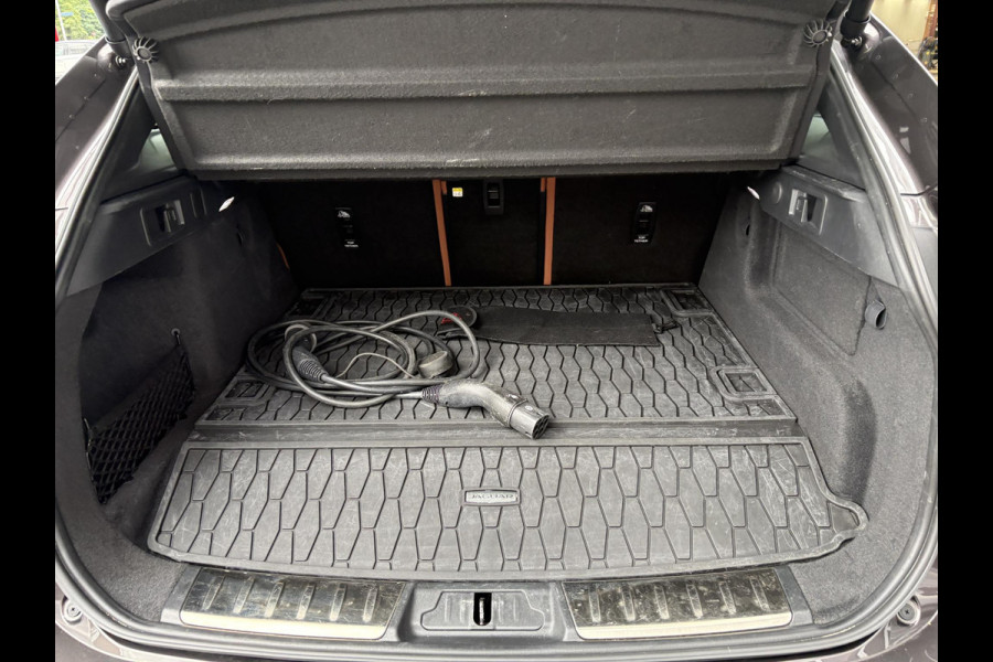 Jaguar F-Pace 2.0 P400e PHEV SE R-Dynamic | Panoramadak | Camera | NL-Auto |