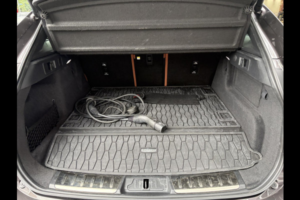 Jaguar F-Pace 2.0 P400e PHEV SE R-Dynamic | Panoramadak | Camera | NL-Auto |