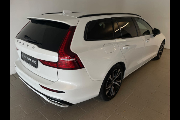 Volvo V60 2.0 B3 R-Design AUTOMAAT AIRCO NAVI CRUISE BLUETOOTH ELEK STOELEN HARMAN KARDON VELGEN CAMERA PRIVACYGLAS NETTE AUTO
