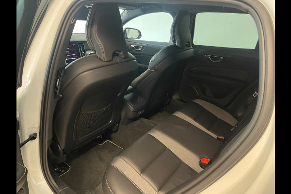 Volvo V60 2.0 B3 R-Design AUTOMAAT AIRCO NAVI CRUISE BLUETOOTH ELEK STOELEN HARMAN KARDON VELGEN CAMERA PRIVACYGLAS NETTE AUTO
