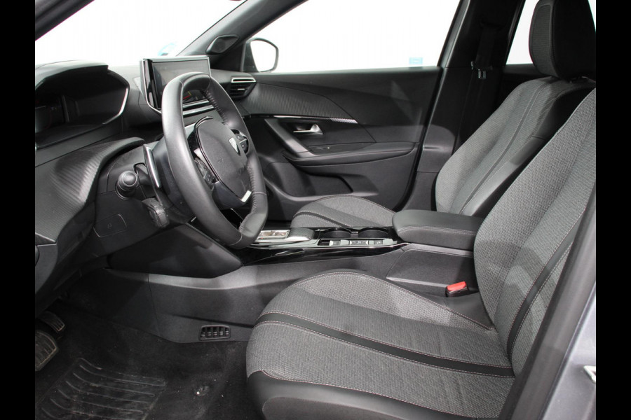 Peugeot 2008 1.2 Allure 136pk Hybrid Automaat Camera 360 Climate control Cruise control Adaptive Stoelverwarming Parkeersensoren Navigatie Apple Carplay/ Android Auto Lichtmetalen velgen Led