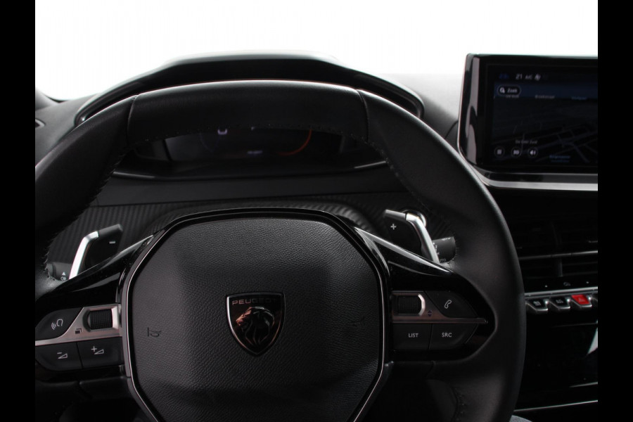 Peugeot 2008 1.2 Allure 136pk Hybrid Automaat Camera 360 Climate control Cruise control Adaptive Stoelverwarming Parkeersensoren Navigatie Apple Carplay/ Android Auto Lichtmetalen velgen Led
