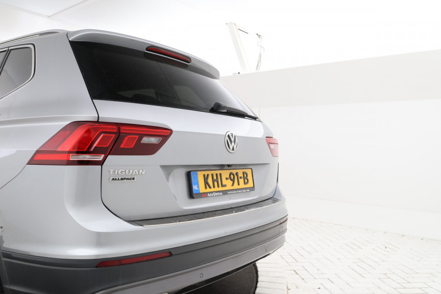 Volkswagen Tiguan Allspace 1.5 TSI Highline Automaat, Leer, Apple carplay,