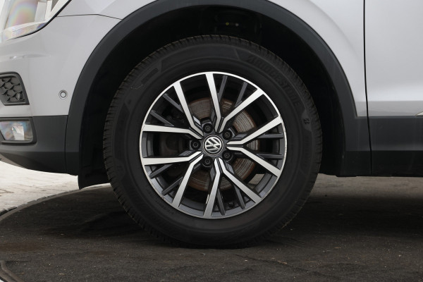 Volkswagen Tiguan Allspace 1.5 TSI Highline Automaat, Leer, Apple carplay,