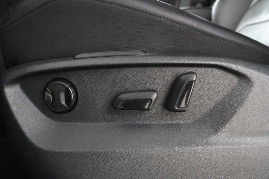 Volkswagen Tiguan Allspace 1.5 TSI Highline Automaat, Leer, Apple carplay,