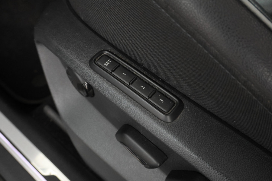 Volkswagen Tiguan Allspace 1.5 TSI Highline Automaat, Leer, Apple carplay,