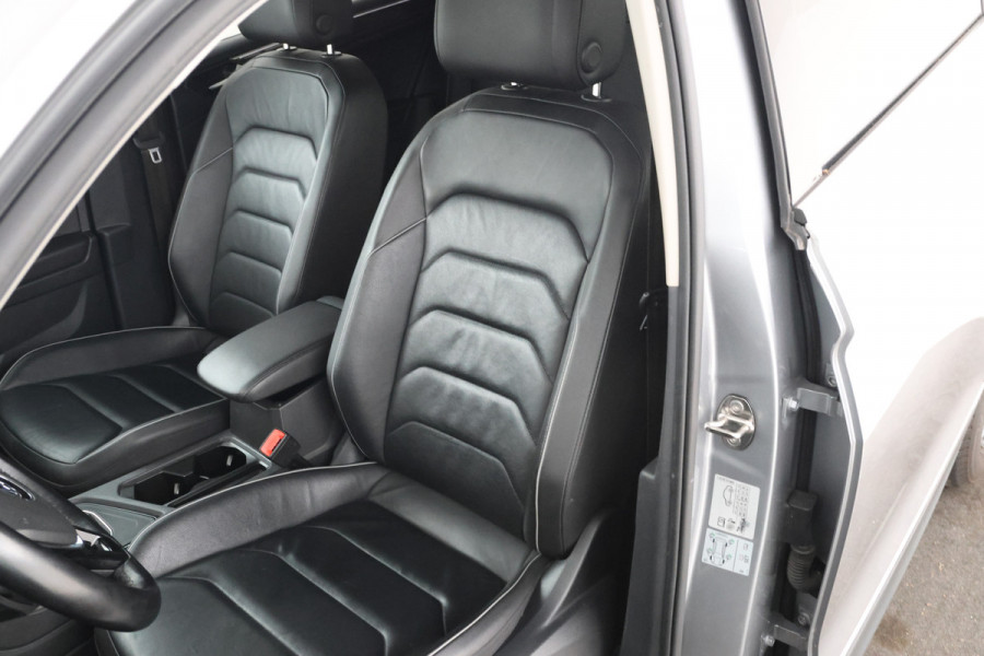 Volkswagen Tiguan Allspace 1.5 TSI Highline Automaat, Leer, Apple carplay,