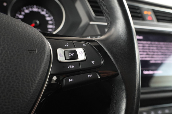 Volkswagen Tiguan Allspace 1.5 TSI Highline Automaat, Leer, Apple carplay,