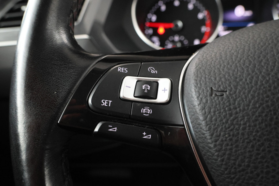 Volkswagen Tiguan Allspace 1.5 TSI Highline Automaat, Leer, Apple carplay,