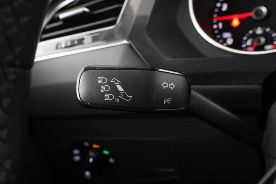 Volkswagen Tiguan Allspace 1.5 TSI Highline Automaat, Leer, Apple carplay,
