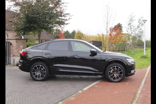 Audi e-tron Sportback 55 quattro edition 95 kWh | SOH 92% | DAB | Black Optic | Parkeersensoren | NL-Auto |
