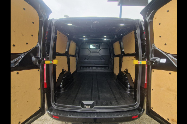 Ford Transit Custom 320 2.0 TDCI L1H1 Sport | 185PK! | ZEER NETTE AUTO! | Bi-Xenon | Winterpack | Navigatie | Camera achter | Led dagrijverlichting | Raptor grille | Leder/stof bekleding