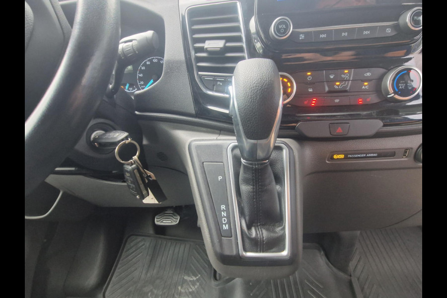 Ford Transit Custom 320 2.0 TDCI L1H1 Sport | 185PK! | ZEER NETTE AUTO! | Bi-Xenon | Winterpack | Navigatie | Camera achter | Led dagrijverlichting | Raptor grille | Leder/stof bekleding
