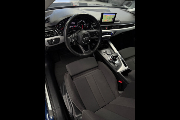 Audi A4 Limousine 35 TFSI Sport Edition Automaat Bluetooth