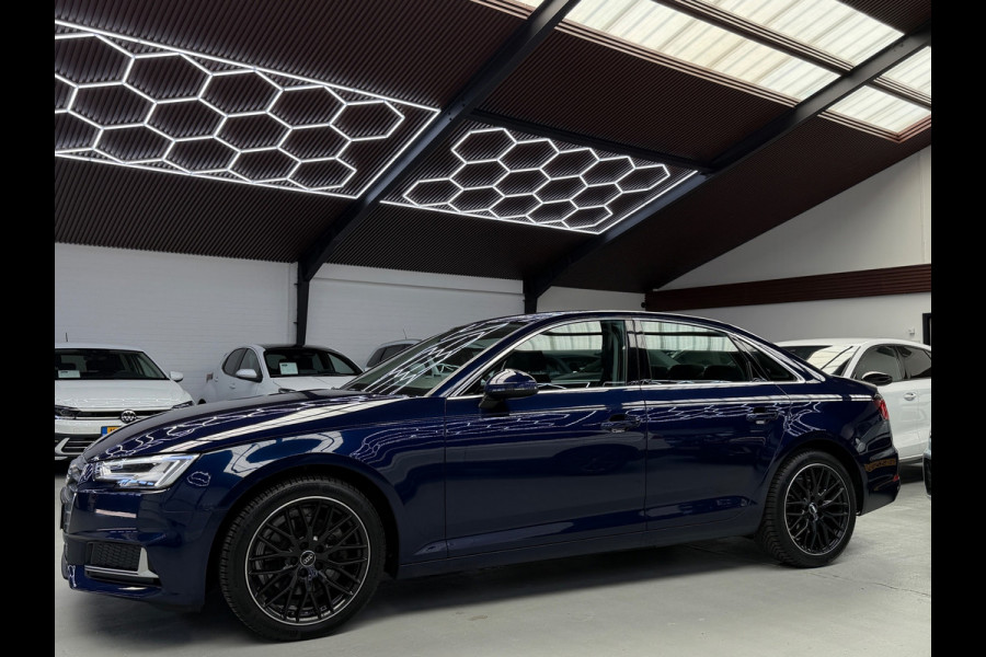 Audi A4 Limousine 35 TFSI Sport Edition Automaat Bluetooth