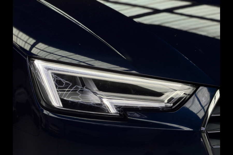 Audi A4 Limousine 35 TFSI Sport Edition Automaat Bluetooth