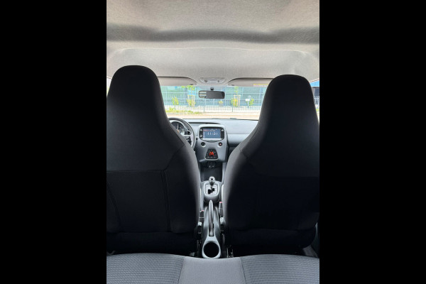 Toyota Aygo 1.0 VVT-i x-joy Nieuwe APK GARANTIE, AUTOMAAT!!!!