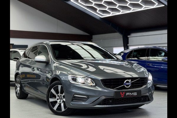 Volvo V60 2.0 T4 R-Design Camera Schuifdak Trekhaak