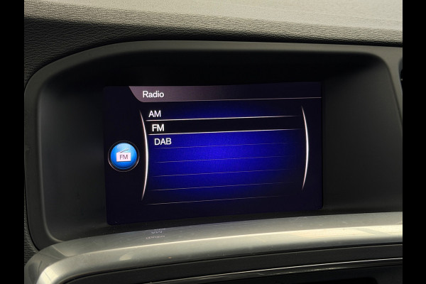 Volvo V60 2.0 T4 R-Design Camera Schuifdak Trekhaak