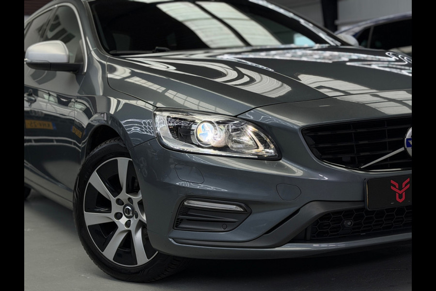 Volvo V60 2.0 T4 R-Design Camera Schuifdak Trekhaak