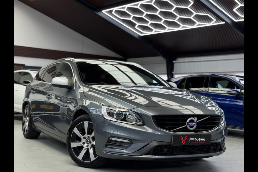 Volvo V60 2.0 T4 R-Design Camera Schuifdak Trekhaak