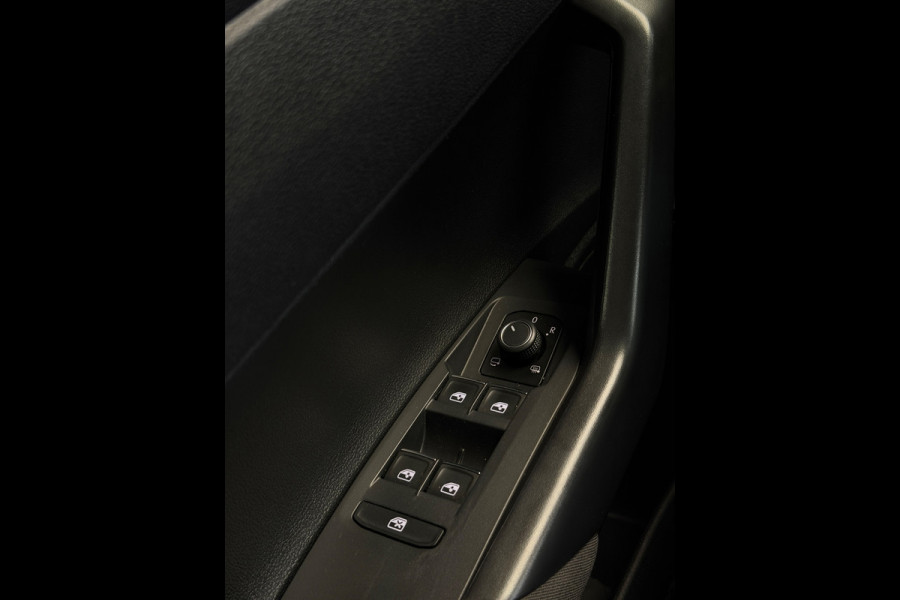 Volkswagen Polo 1.0 TSI CarPlay Camera IQ Lights