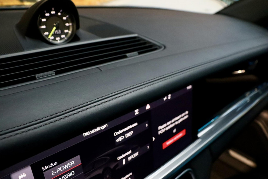 Porsche Panamera 2.9 4 E-Hybrid NL|PANO|4W Sturing|Sportuit|18 weg