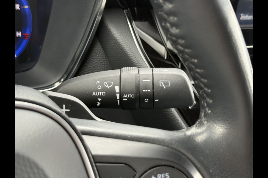Toyota Corolla Touring Sports 2.0 Hybrid Team D | Trekhaak | ACC | CarPlay | Camera | Keyless | 17 inch