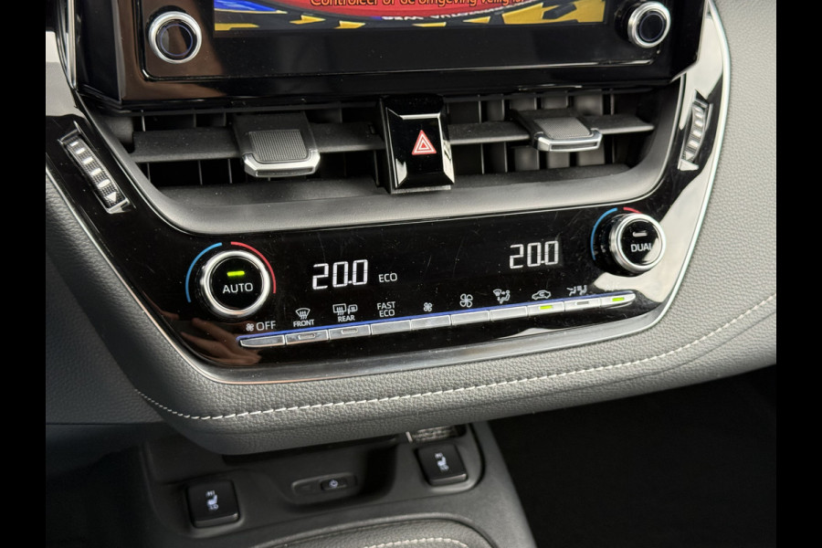 Toyota Corolla Touring Sports 2.0 Hybrid Team D | Trekhaak | ACC | CarPlay | Camera | Keyless | 17 inch