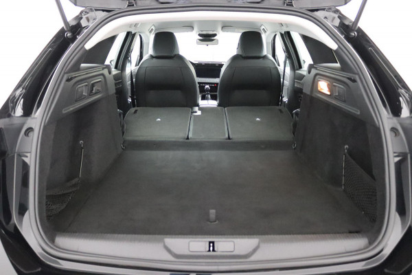 Peugeot 308 SW 1.2*LED*CRUISE*AGR*NAVI*CARPLAY*