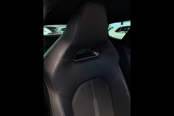 CUPRA Formentor 1.4 e-Hybrid VZ 245pk Performance CarPlay 360 Camera