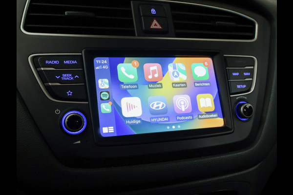 Hyundai i20 1.0 T-GDI Sport (APPLE CARPLAY,NAVI,CAMERA,CRUISE,PDC,LANE ASSIST,ELEKTRISCH PAKKET,SPORTSTOELEN,NETTE STAAT)