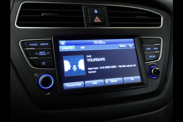 Hyundai i20 1.0 T-GDI Sport (APPLE CARPLAY,NAVI,CAMERA,CRUISE,PDC,LANE ASSIST,ELEKTRISCH PAKKET,SPORTSTOELEN,NETTE STAAT)