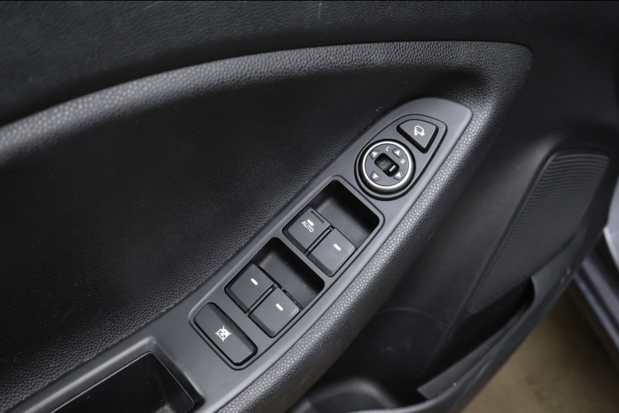 Hyundai i20 1.0 T-GDI Sport (APPLE CARPLAY,NAVI,CAMERA,CRUISE,PDC,LANE ASSIST,ELEKTRISCH PAKKET,SPORTSTOELEN,NETTE STAAT)