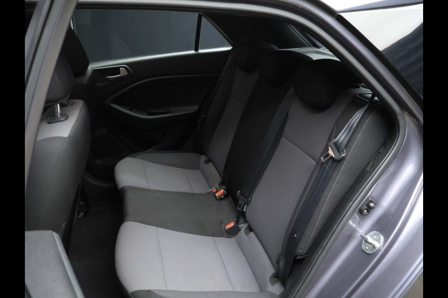 Hyundai i20 1.0 T-GDI Sport (APPLE CARPLAY,NAVI,CAMERA,CRUISE,PDC,LANE ASSIST,ELEKTRISCH PAKKET,SPORTSTOELEN,NETTE STAAT)