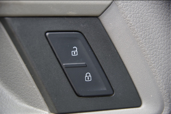 MAN TGE 3.140 35 2.0 L3H2(L2H1) EURO6! AUT. TREKHAAK, 18'', ERGO ACTIVE GEVEERDE STOEL, STOELVERWARMING, AIRCO, PARKEERSENSOREN