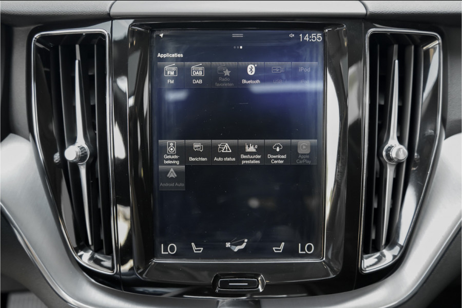 Volvo XC60 2.0 B5 Momentum Pro ACC HUD Pano Elek Trekhaak Ori NL 1e Eig